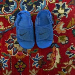 EUC Blue Nike Velcro Toddler Sandal